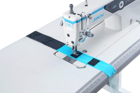 JACK A5E-B Automata digitális gyorsvarrógép Vékony, vastag és elasztikus varratokra.